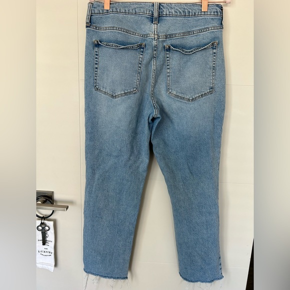 J Crew Essential Straight Jean size 31 - Picture 2 of 3